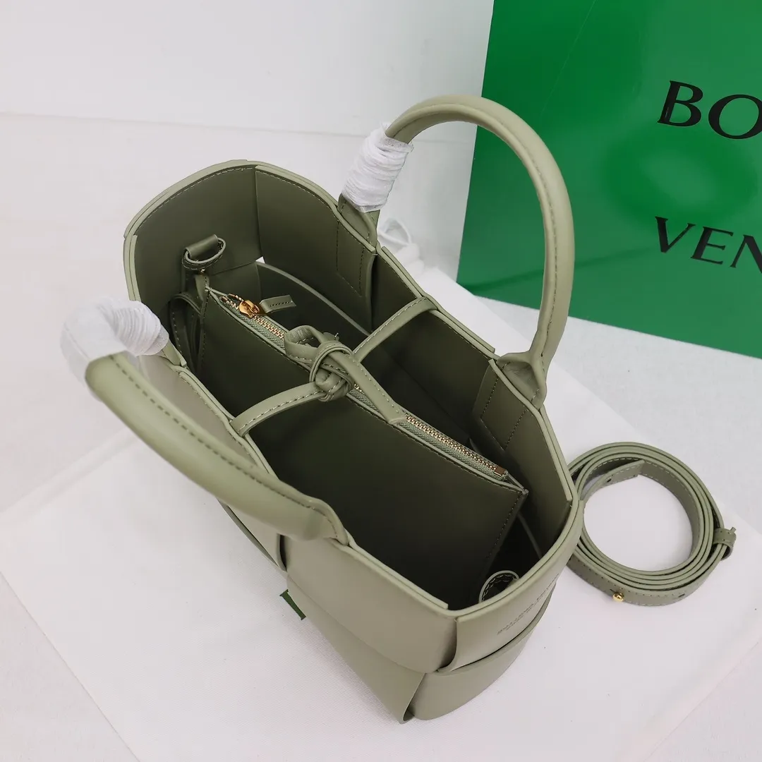 All Categories Official Website "Brand Women's Bags" Women's Bags 💙 BV 2025 Official Website New BV Crossbody Bag